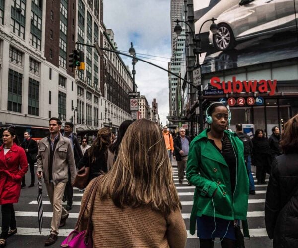 Paragonarsi Agli Altri