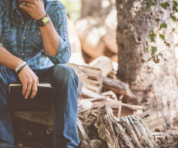 10 modi potenti per smettere di rimuginare e finalmente lasciarsi andare